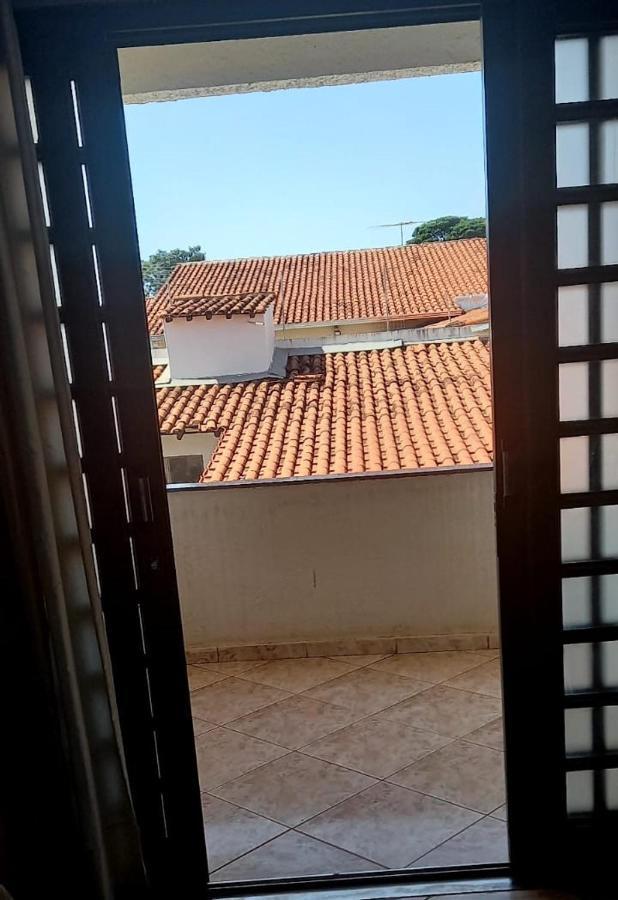 suítes economy Uberlândia Exterior foto