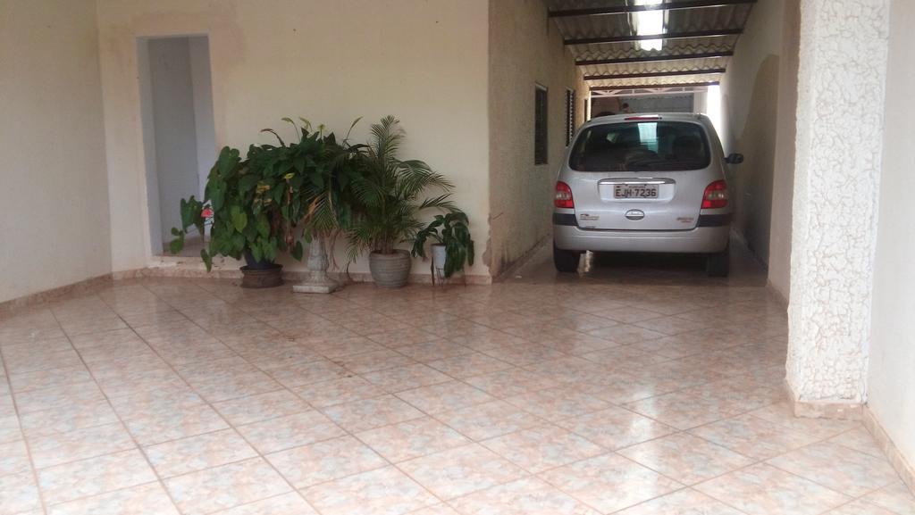 suítes economy Uberlândia Exterior foto