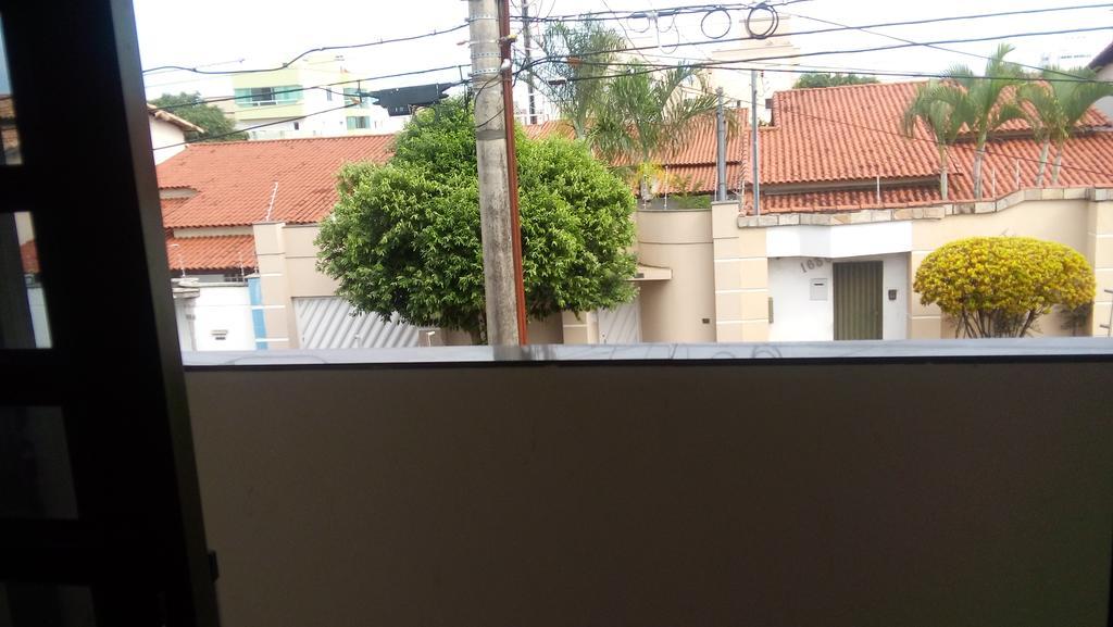 suítes economy Uberlândia Exterior foto
